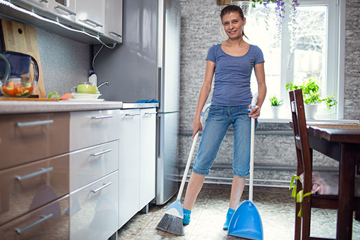 6 Ways to Help Aging Adults with Housekeeping in Victoria, BC